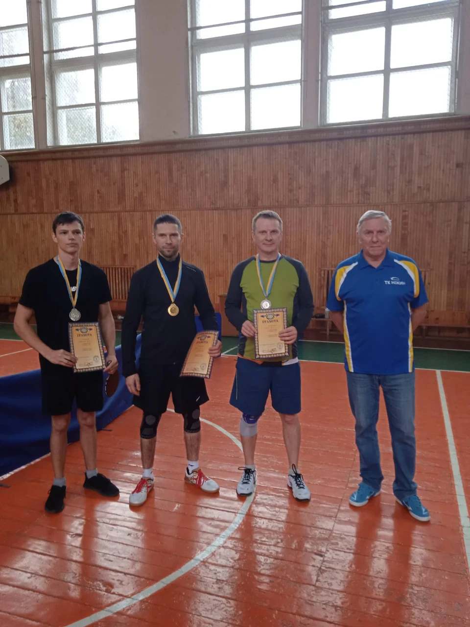 У Ніжині відбувся чемпіонат міста з настільного тенісу — хто переміг фото №4