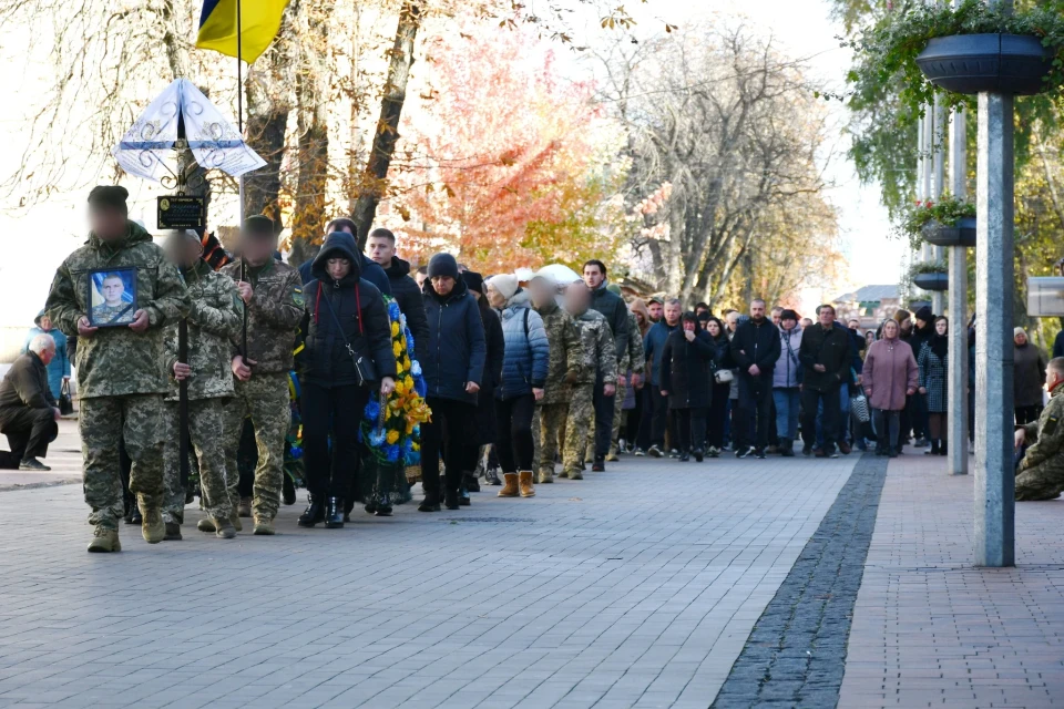 Ніжин попрощався з Воїном — Сергієм Майданником фото №2