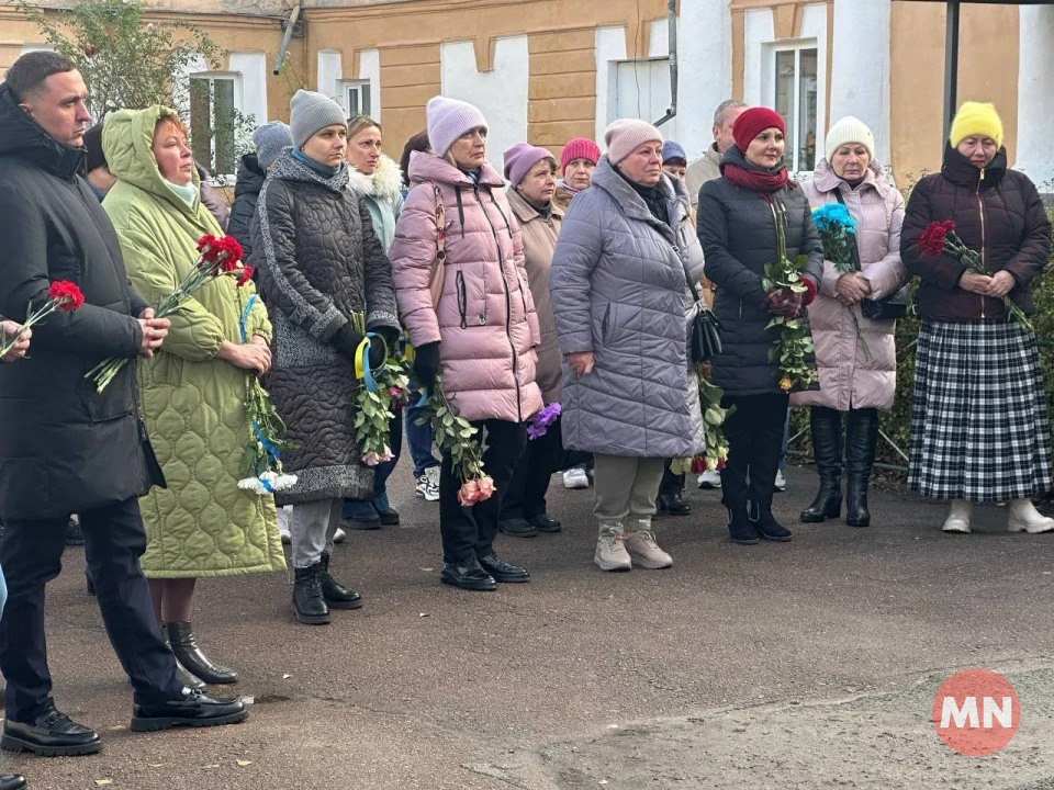 У Ніжині відкрили меморіальні дошки двом загиблим Воїнам — Олексію Галагану та Ярославу Бичуку фото №1