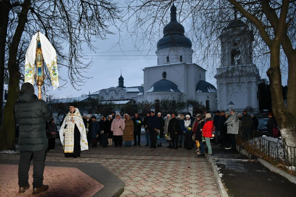 Жахлива сторінка історії: у Ніжині відбувся мітинг-реквієм, присвячений Дню пам’яті жертв Голодомору фото №6