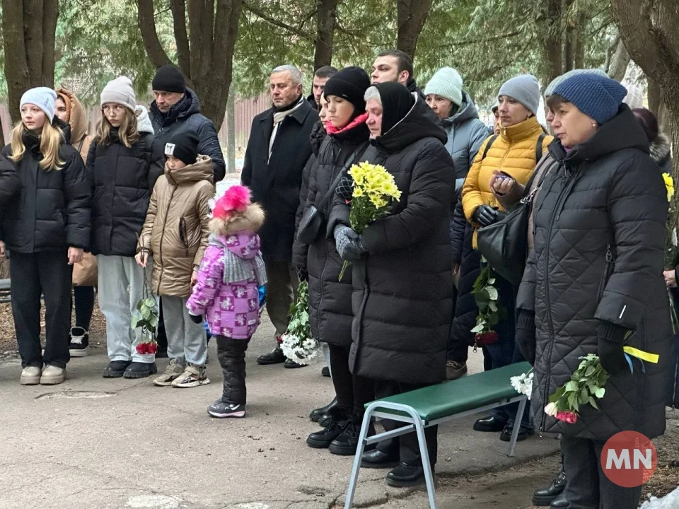 У Ніжині відкрили меморіальні дошки двом загиблим Воїнам — Сергію Сові та Павлу Трухану фото №4