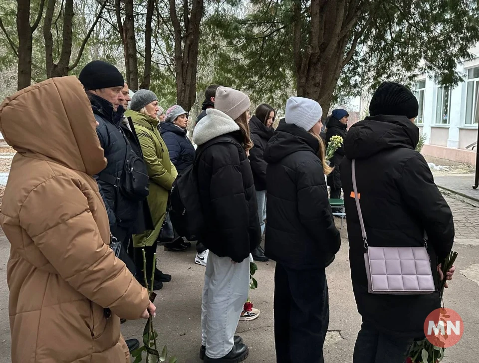 У Ніжині відкрили меморіальні дошки двом загиблим Воїнам — Сергію Сові та Павлу Трухану фото №9