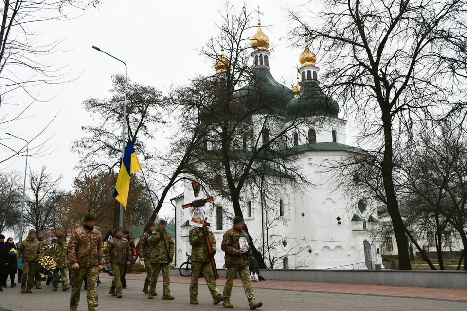 Ніжин попрощався з Воїном — Андрієм Лосем фото №5