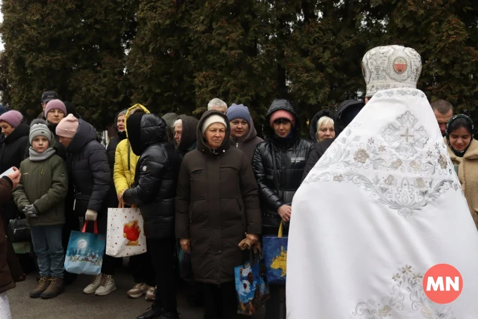 Водохреще в Ніжині: освячення води у Храмі Святої Покрови — Фоторепортаж фото №14