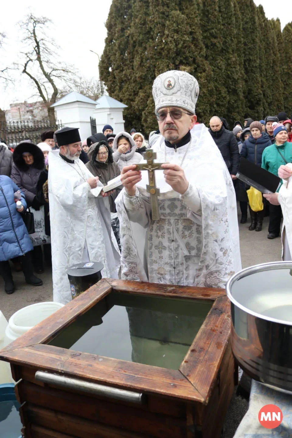 Водохреще в Ніжині: освячення води у Храмі Святої Покрови — Фоторепортаж фото №1