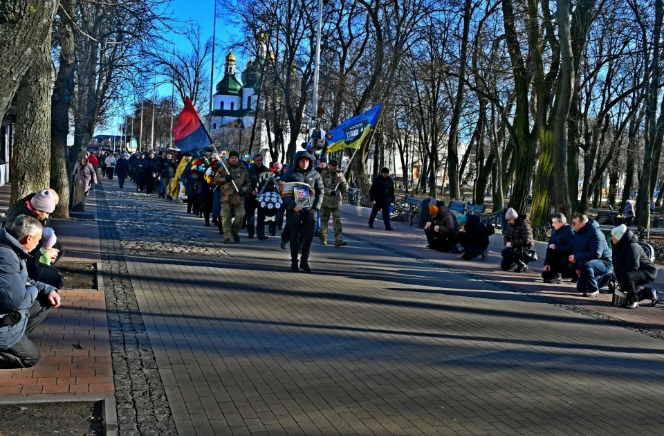 Ніжин попрощався з Воїном — Євгеном Саєнком фото №6