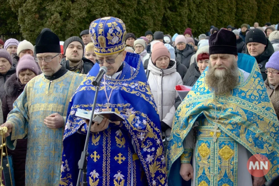 Стрітення Господнє у Покровській церкві Ніжина: освячення води та свічок — Фото фото №3