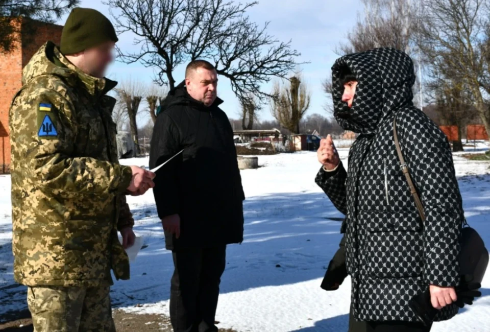 Захисника з Ніжина вшанували посмертною нагородою фото №2