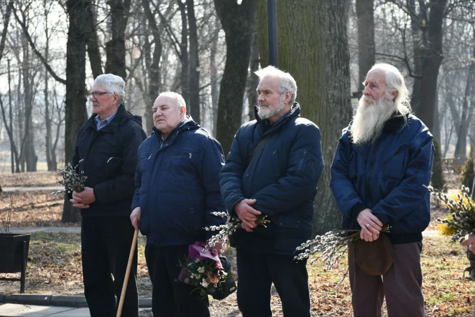 Кобзарю — 211 років: у Ніжині вшанували пам'ять Тараса Шевченка фото №4