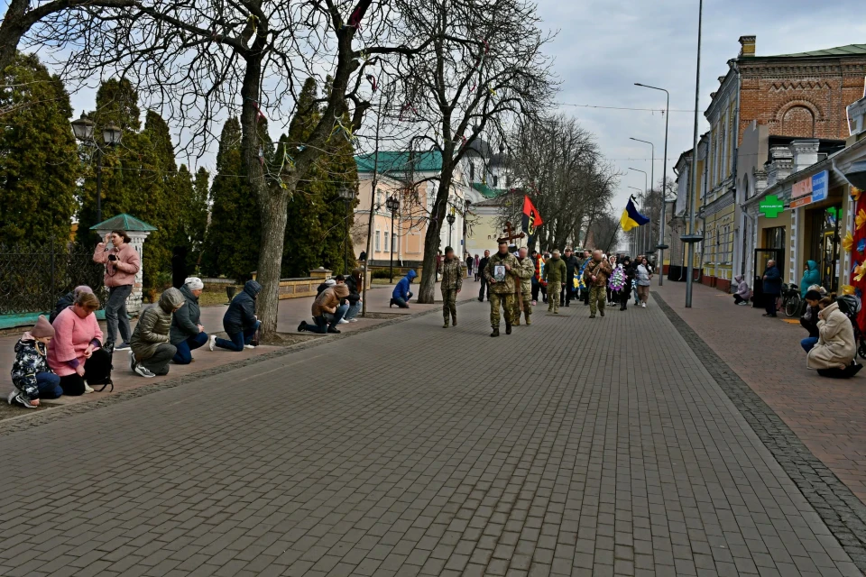 Ніжин попрощався з Воїном — Сергієм Ласим