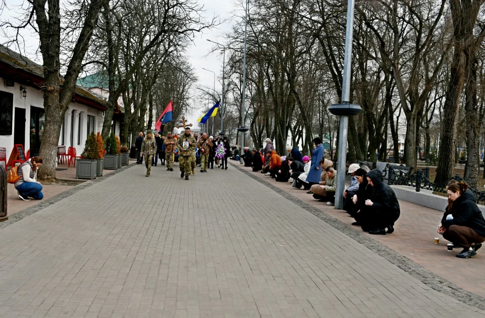 Ніжин попрощався з Воїном — Сергієм Ласим