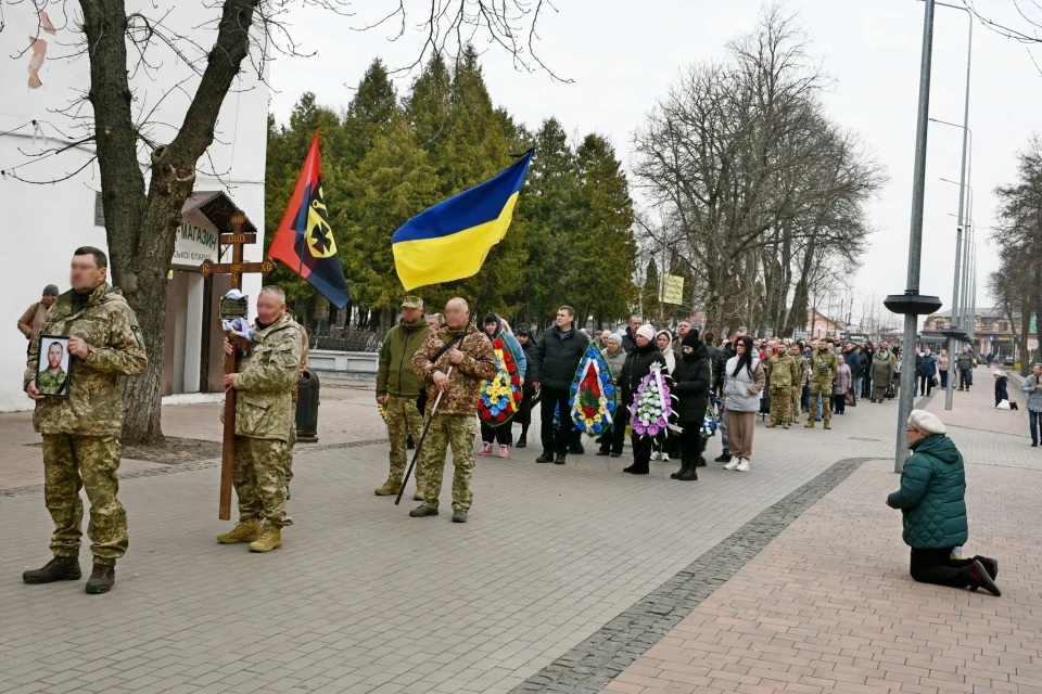 Ніжин попрощався з Воїном — Сергієм Ласим