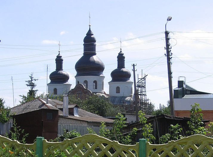 Яка церква у Ніжині пов’язана з Тарасом Шевченком і має назву «Тарасова»?