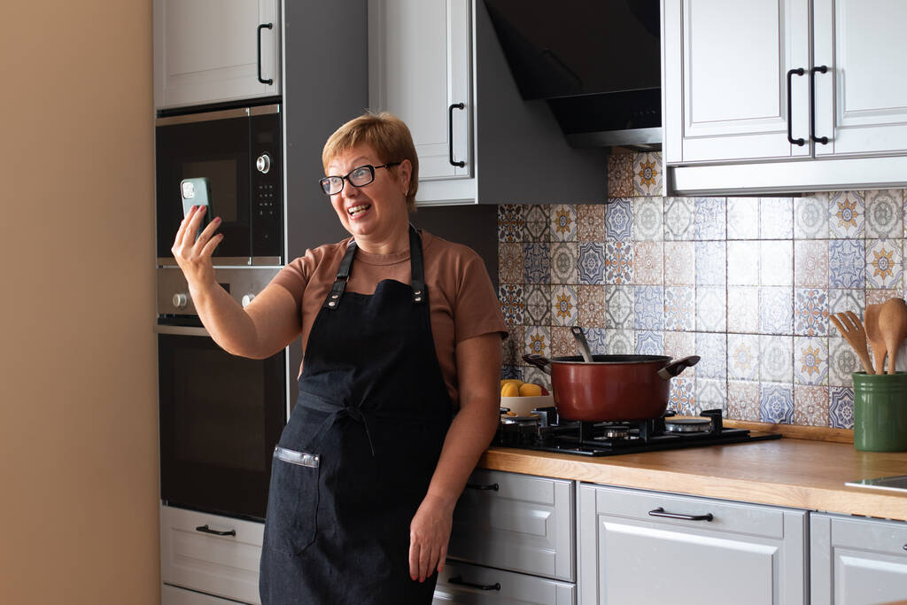 Який із цих сервісів найбільше підходить для відеодзвінків із родичами?