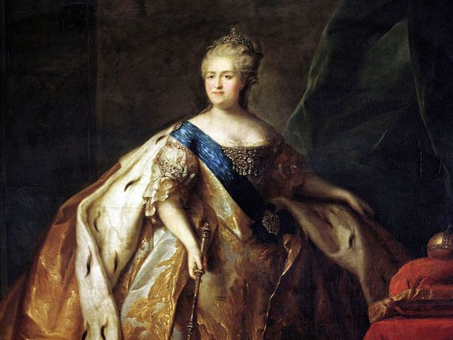 Яка російська імператриця, за легендою, високо оцінила ніжинські огірки?