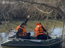 Рятувальники дістали тіло чоловіка з водойми на Чернігівщині