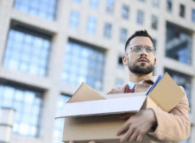 У світі розпочалася нова хвиля масових звільнень у провідних корпораціях