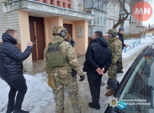 У Чернігові затримали військовослужбовця, який збував автомати, гранати та боєприпаси