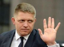 Чехія дозволила літаку Роберта Фіцо летіти до Росії на 9 травня