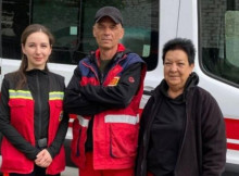 Реанімація просто на вулиці: у Чернігові медики швидкої врятували жінку