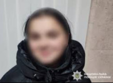 На Закарпатті жінку підозрюють у передачі дітей для жебракування за гроші