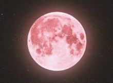 Перед Великоднем над Україною зійде рожевий Місяць