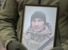 Ніжин попрощався з Воїном — Павлом Василенком