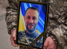 Ніжин попрощався із загиблим воїном - Олександром Любицьким 