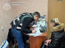 Катування дитини у Києві: матір підозрюють у систематичному жорстокому насильстві над 9-річним сином