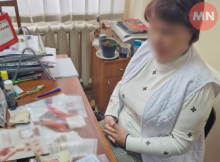 На Чернігівщині викрили голову позаштатної ВЛК та медсестру, які брали хабарі за ухилення від мобілізації