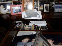 Із сайту Мін’юсту США зникли щонайменше 16 файлів у справі Епштейна, серед них фото з Трампом