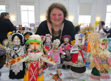 З Ніжина до Австралії: Тамара Іонова відкриває місцевим світ української ляльки-мотанки