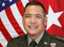 Американський генерал отримав травму в Києві після інциденту під час візиту