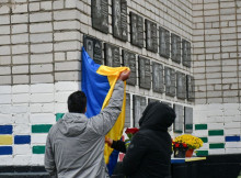У Ніжині відкрили меморіальні дошки на честь загиблих воїнів (оновлено) 