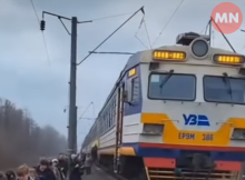 На даху електропотяга «Київ — Ніжин» загинув 20-річний хлопець  