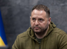 Медіа повідомили про обшуки у керівника ОП: підозру нікому не оголошували