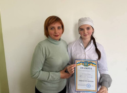 «Медпрацівник — це людина, яка у критичні моменти стає опорою для пацієнта»:  розмова з переможницею гри «Найрозумніша медсестра»