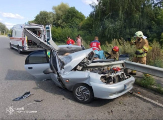 У Прилуцькому районі сталася смертельна ДТП: одна людина загинула на місці