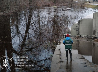 Забруднені ґрунти і шкода довкіллю: наслідки атаки БпЛА по резервуарах з добривами у Ніжині