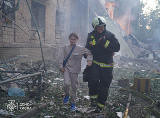 Київ зазнав чергової атаки: у Шевченківському районі знайшли тіло сьомої загиблої, є руйнування та поранені