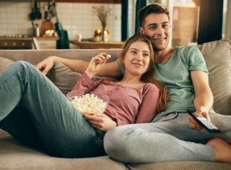 Какие сериалы сейчас популярны: подборка лучших сериалов последних лет