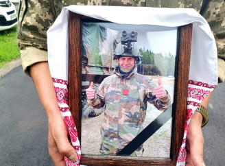 Ніжин провів в останню путь Героя - Михайла  Онищенка 