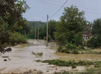 Апокаліпсис у Краснодарському краї: торнадо, зливи, зсуви та евакуація дітей