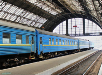 Укрзалізниця перевезла понад 637 тисяч пасажирів за тиждень пікового сезону