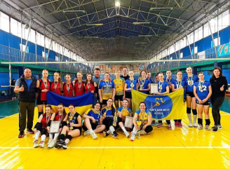 У Ніжині відбувся Відкритий кубок з волейболу серед жіночих команд, присвячений Дню міста