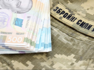 Парламент підвищив щомісячні виплати родинам загиблих героїв до 12 тисяч гривень