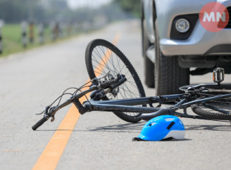 У Ніжині водійка збила велосипедиста: чоловік у лікарні