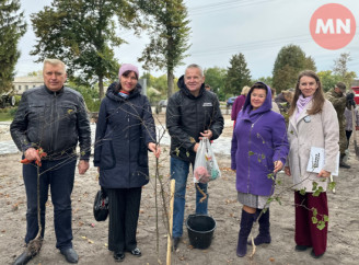 До Дня захисників і захисниць України в Лосинівці висадили липи Пам’яті