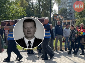 «Він завжди був душею компанії»: у Ніжині попрощалися з рятувальником Олександром Гулою