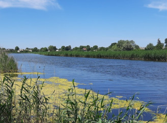Ніжин-озеро: між легендами про затонулий монастир і документами XV століття